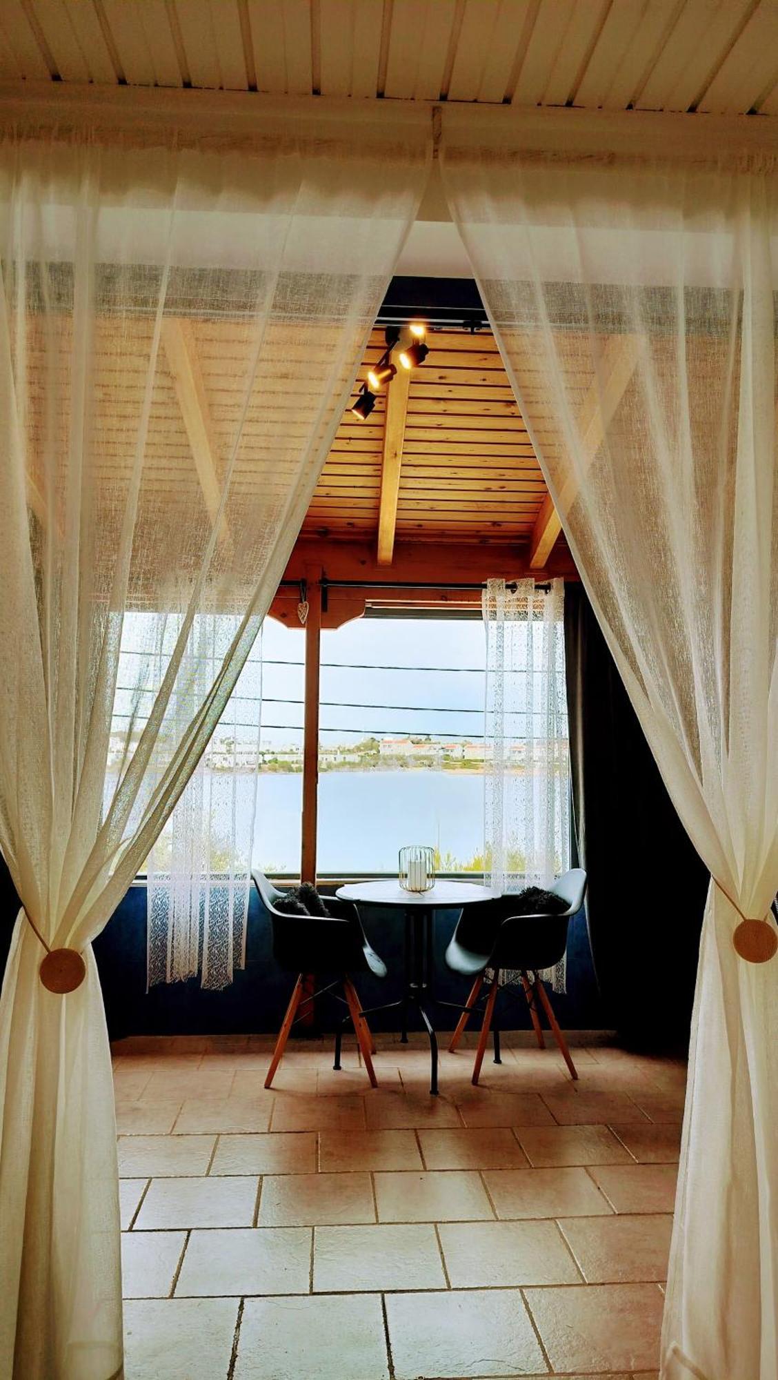 Cap Sounion Seafront Apartments -Adults Only Bagian luar foto