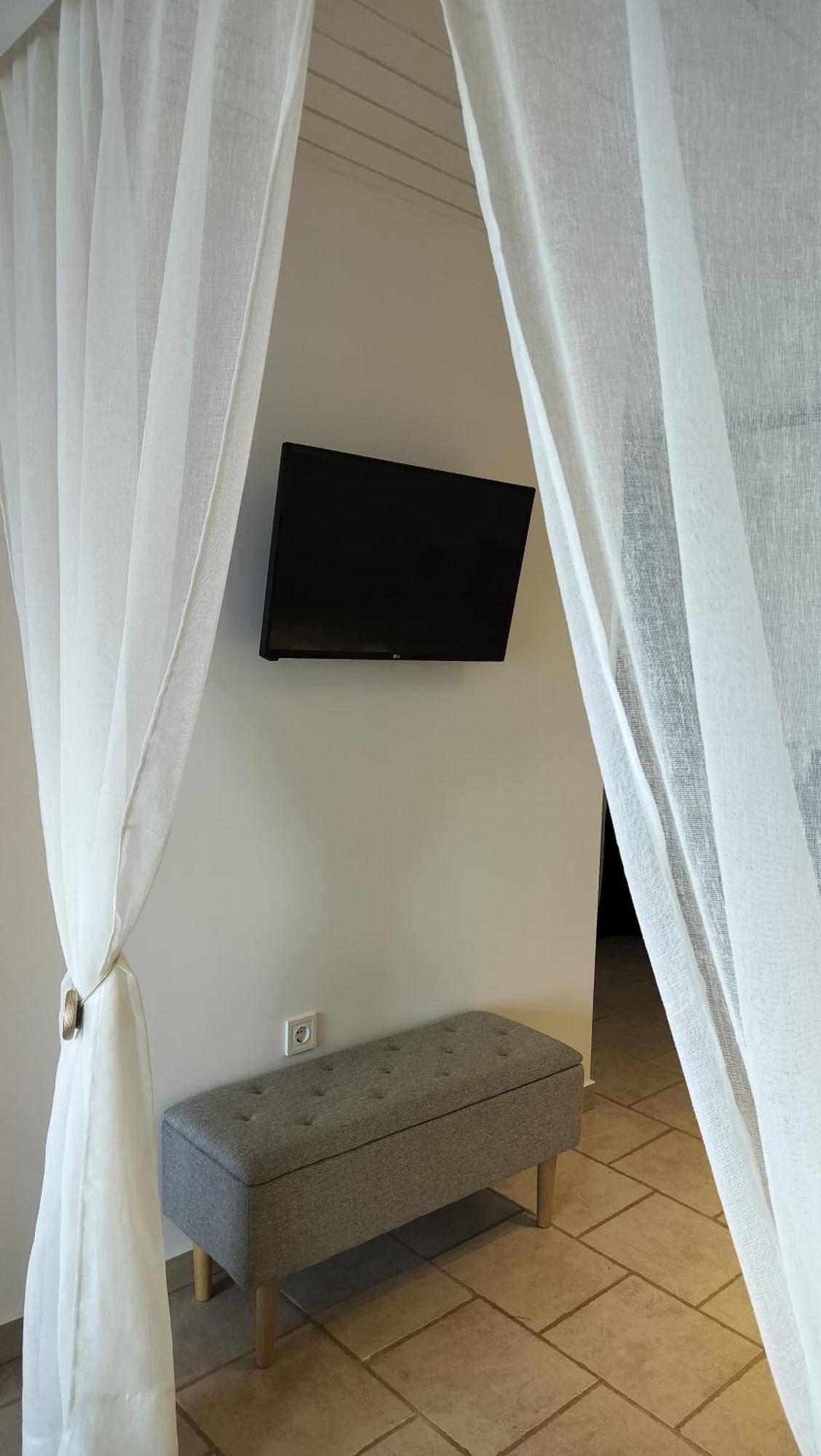 Cap Sounion Seafront Apartments -Adults Only Bagian luar foto