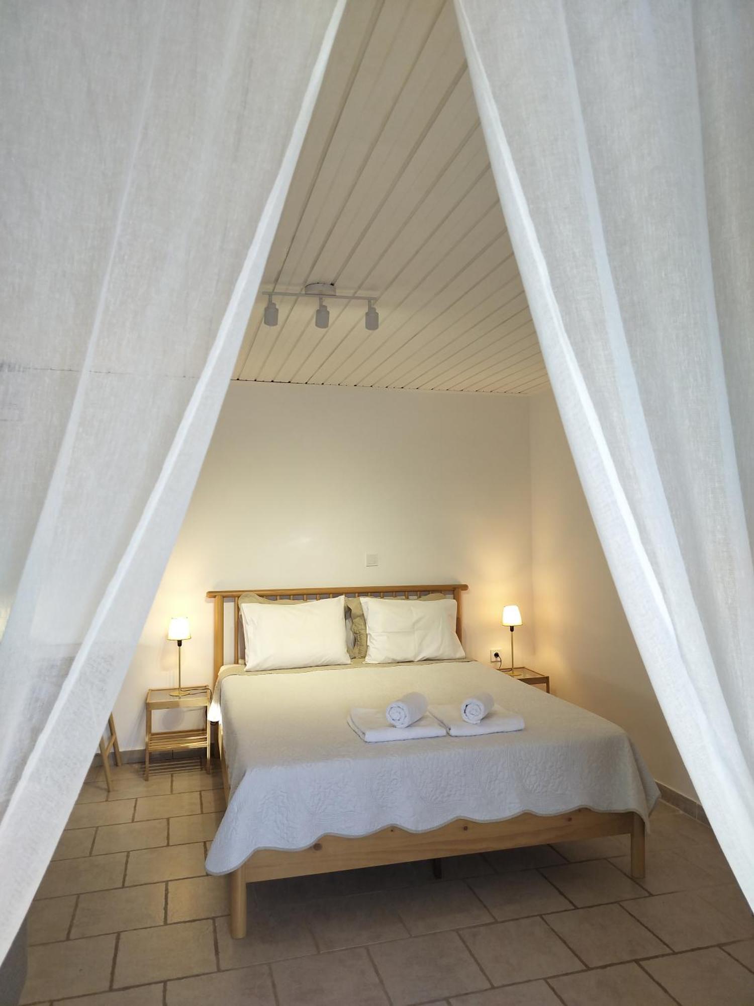 Cap Sounion Seafront Apartments -Adults Only Bagian luar foto