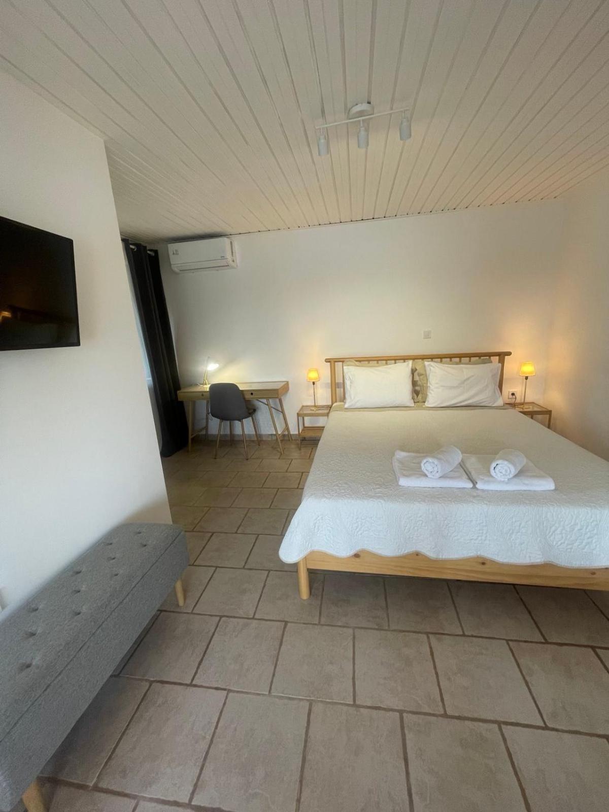 Cap Sounion Seafront Apartments -Adults Only Bagian luar foto